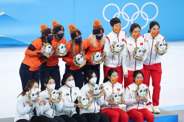 世界杯直播-冬奥13日综述：速滑“女飞人”诞生 国手获第9枚奖牌