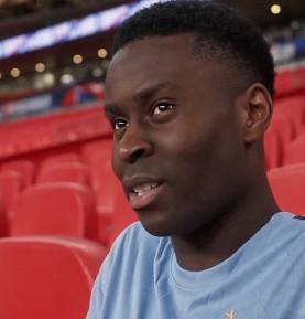 咪咕直播-格伊:没想到踢日本会戴上队长袖标,这会是我反复回味的经历